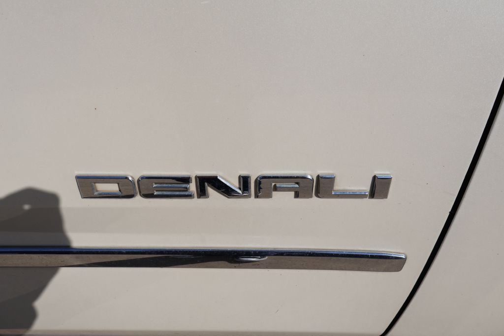 2015 GMC Yukon Image 10