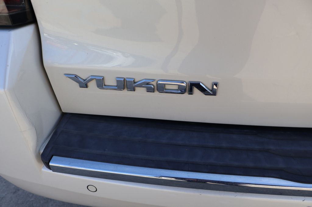 2015 GMC Yukon Image 13
