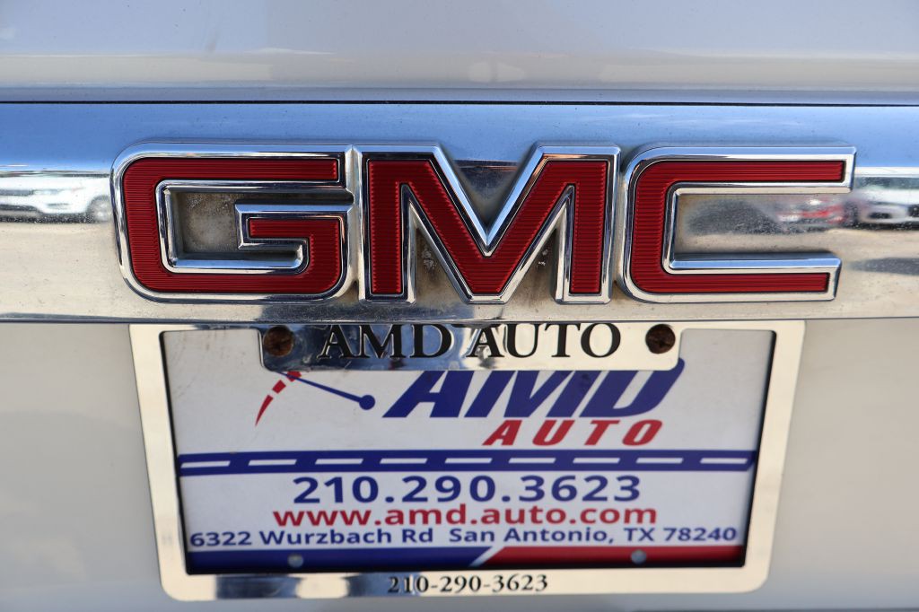 2015 GMC Yukon Image 14