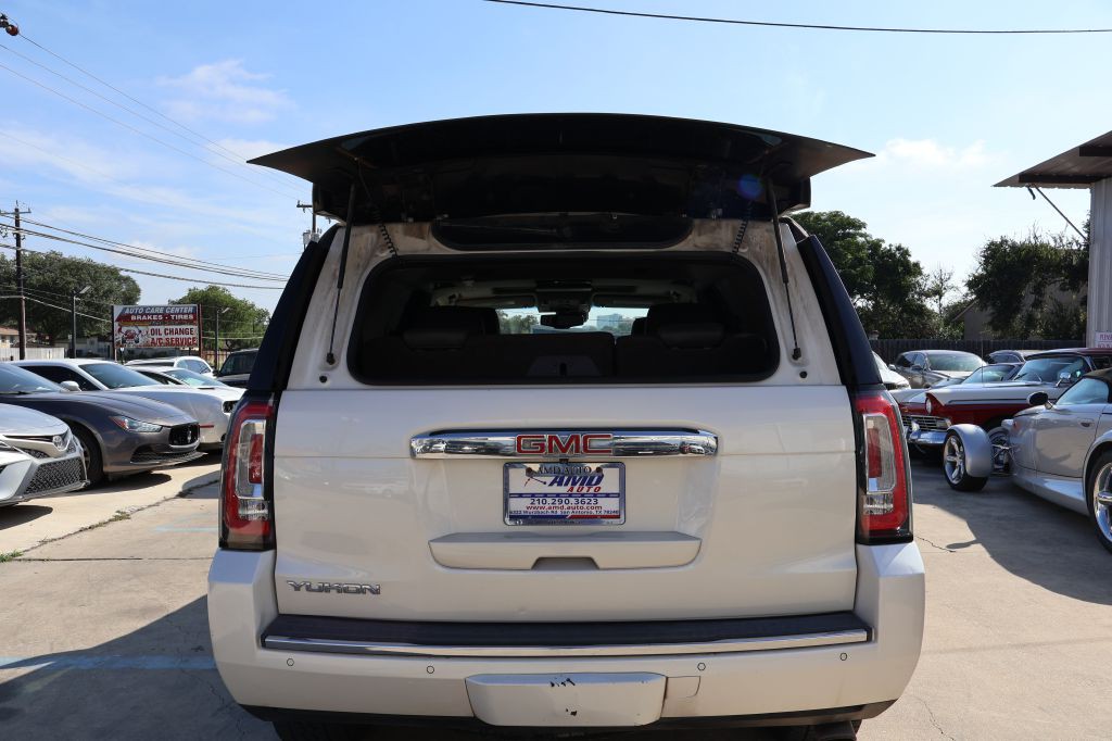 2015 GMC Yukon Image 19