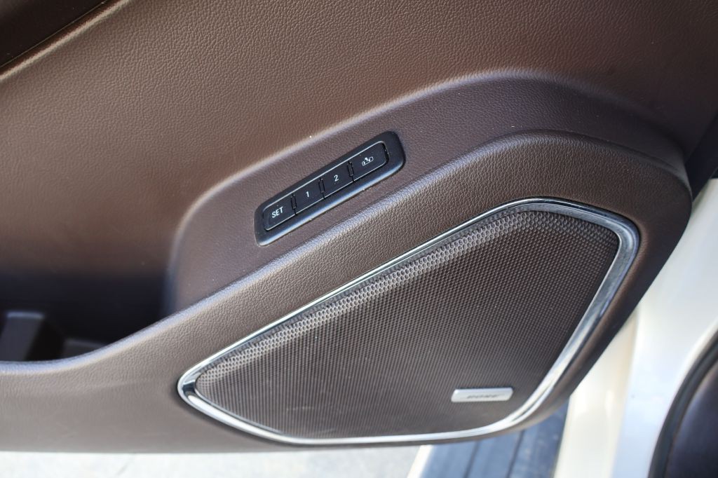 2015 GMC Yukon Image 37