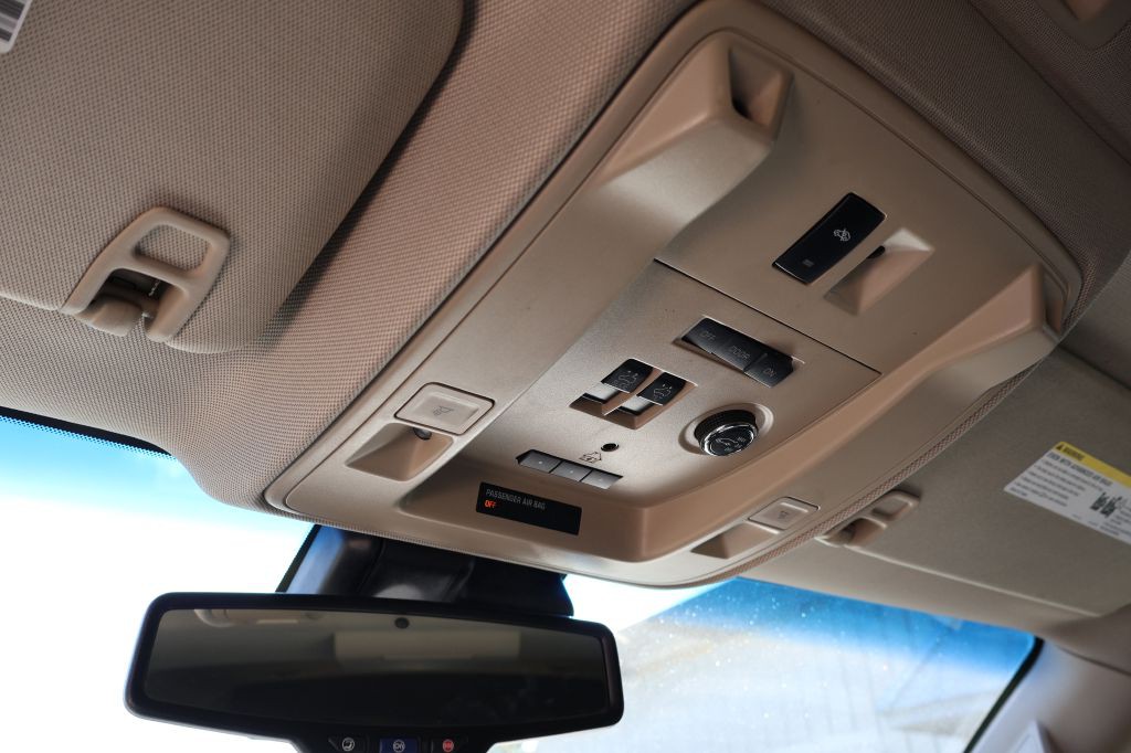 2015 GMC Yukon Image 44