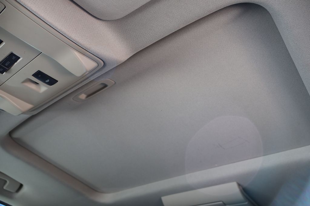 2015 GMC Yukon Image 45