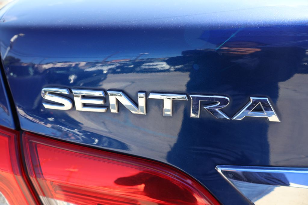 2019 Nissan Sentra Image 10