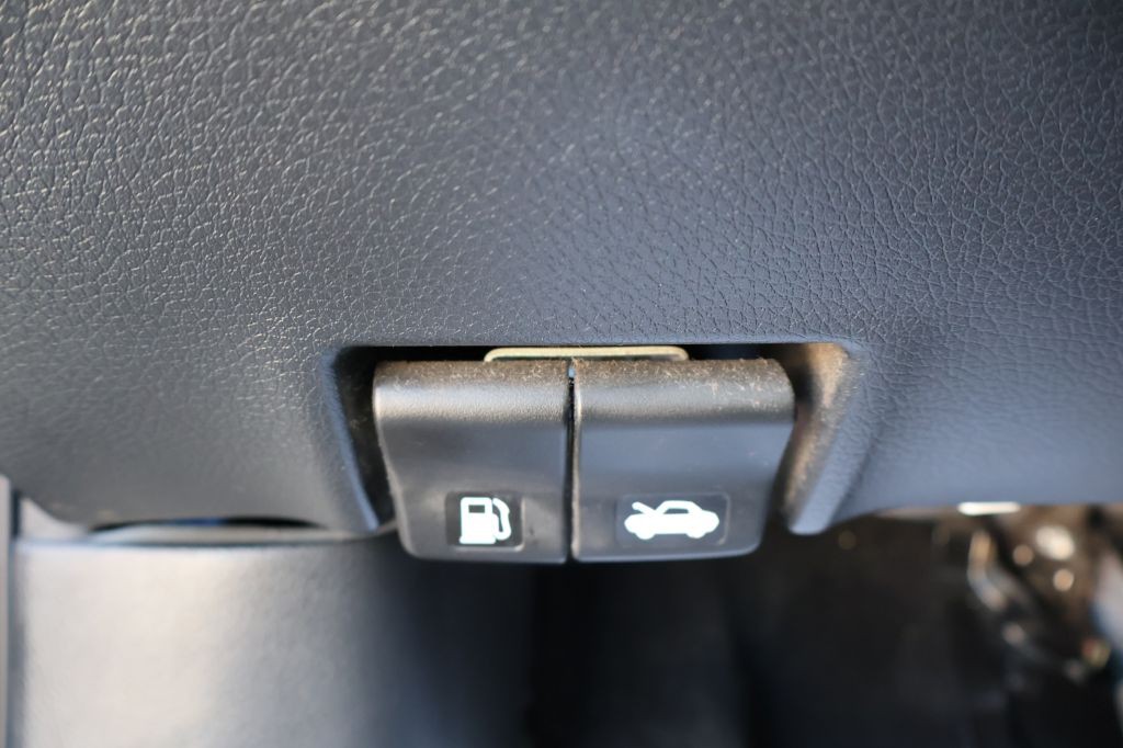 2019 Nissan Sentra Image 25