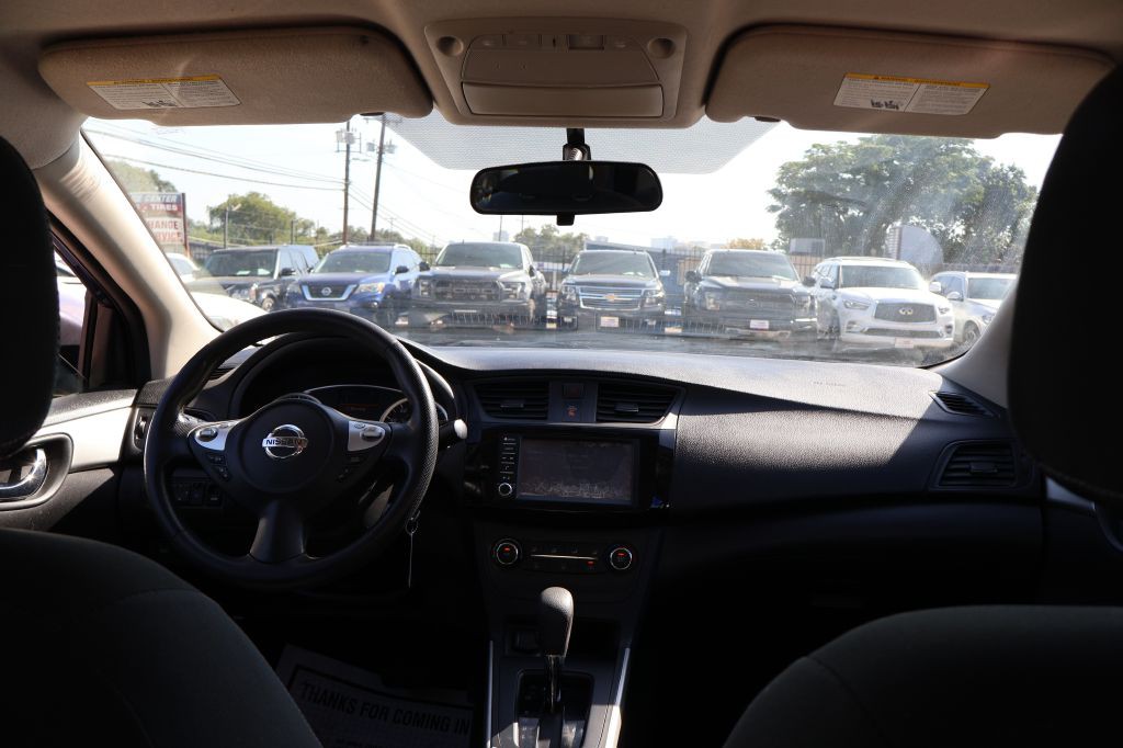 2019 Nissan Sentra Image 35
