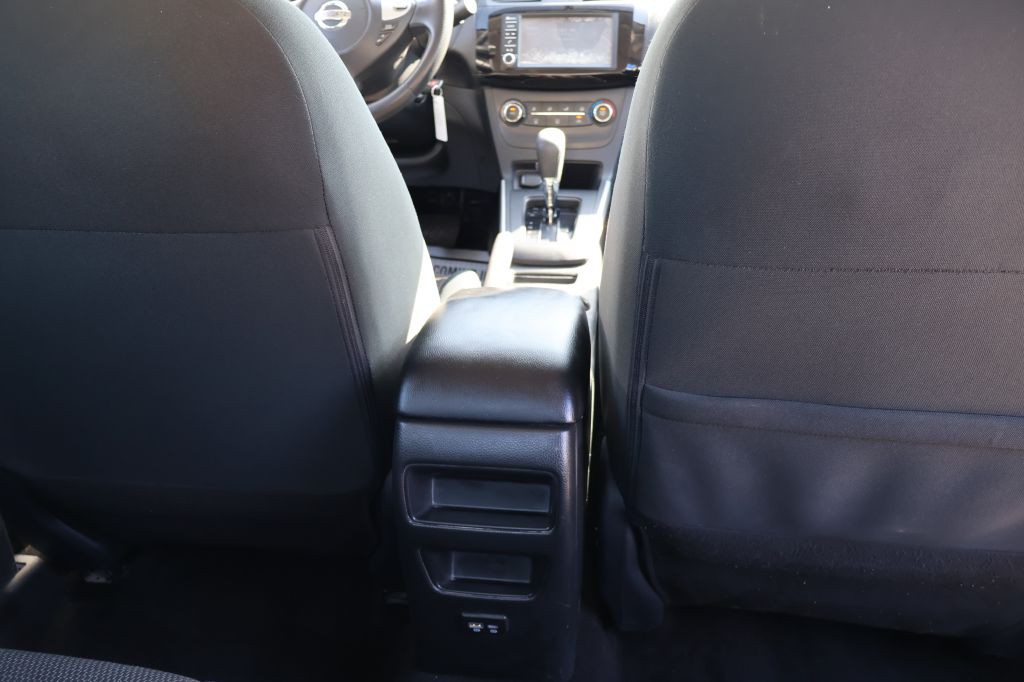 2019 Nissan Sentra Image 36