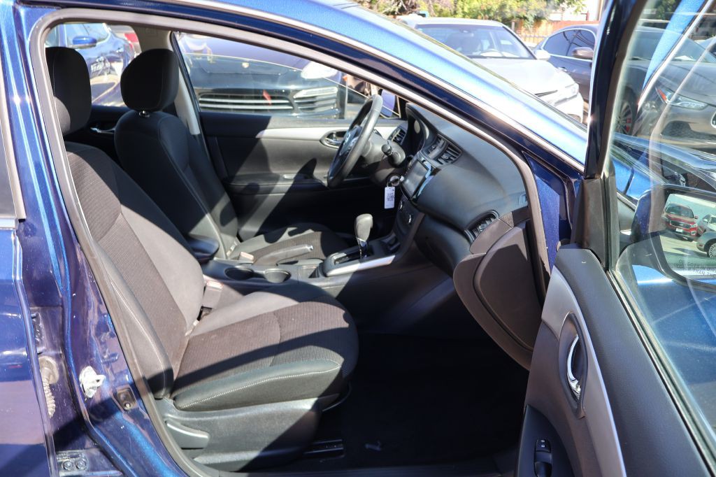 2019 Nissan Sentra Image 39