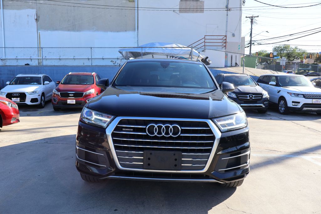 2018 Audi Q7 Image 2