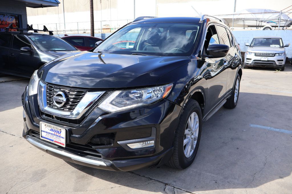 2017 Nissan Rogue Image 3