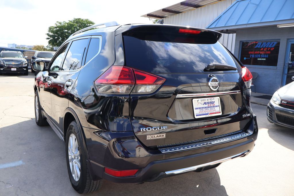 2017 Nissan Rogue Image 5