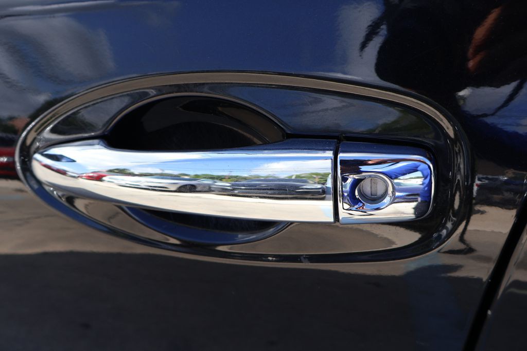 2017 Nissan Rogue Image 15