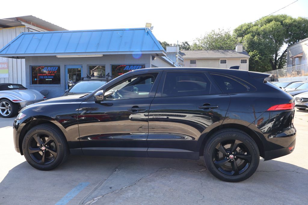 2019 Jaguar F-PACE Image 4
