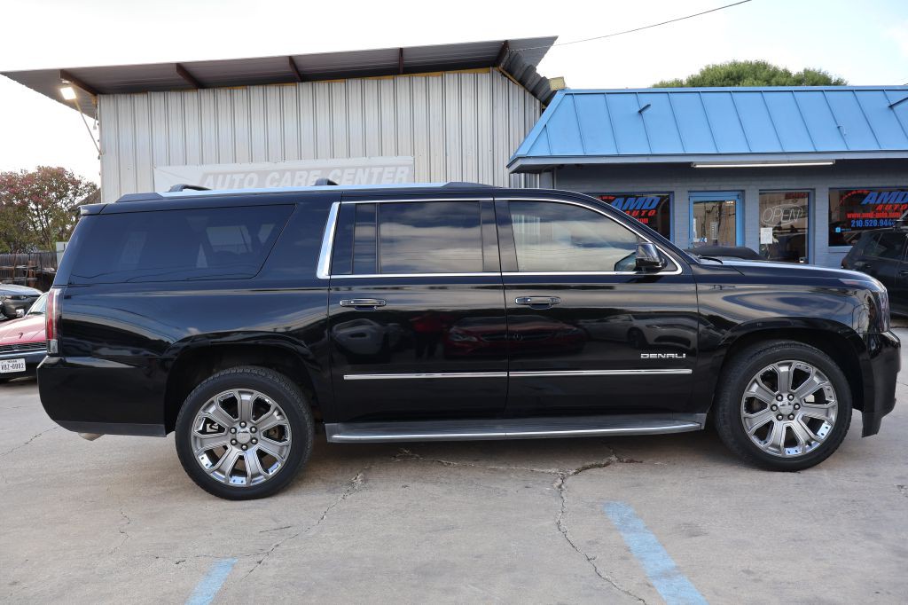 2015 GMC Yukon Image 8