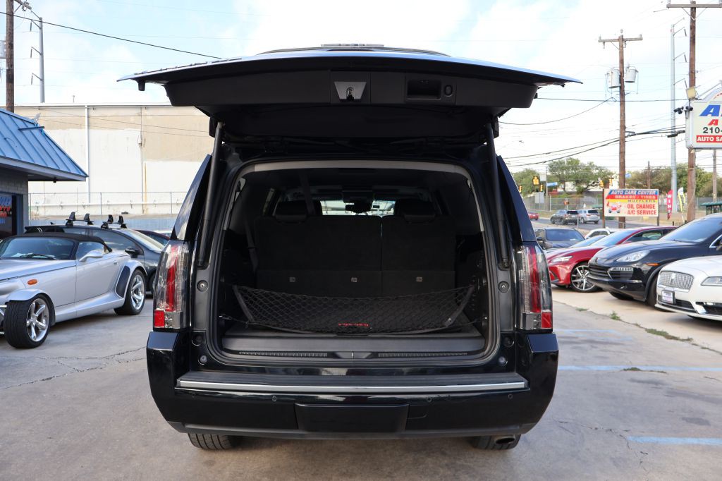 2015 GMC Yukon Image 20