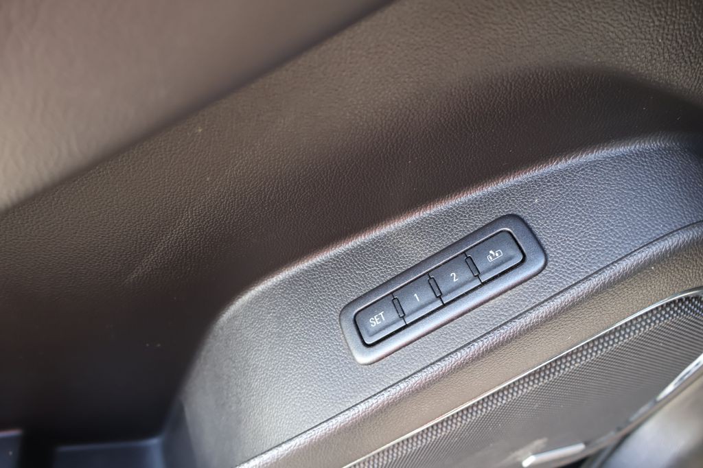 2015 GMC Yukon Image 36