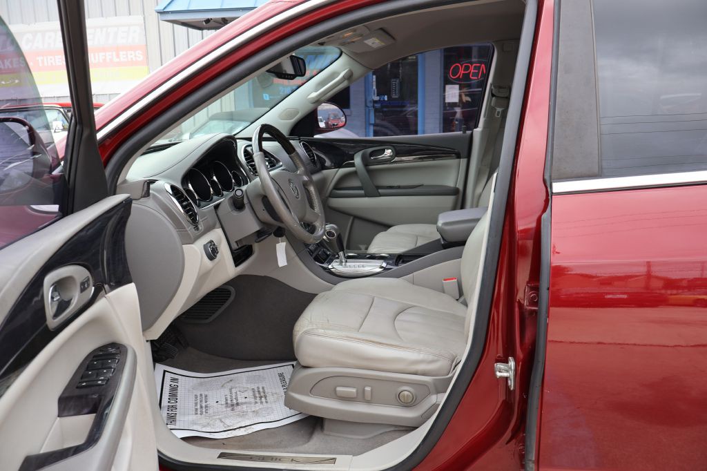 2016 Buick Enclave Image 28