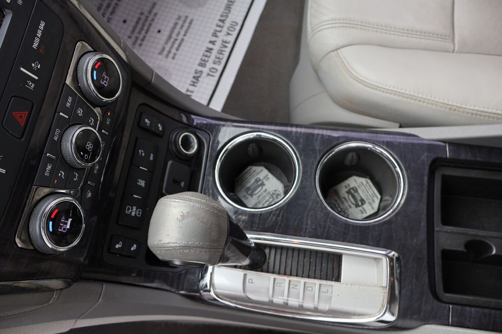 2016 Buick Enclave Image 38