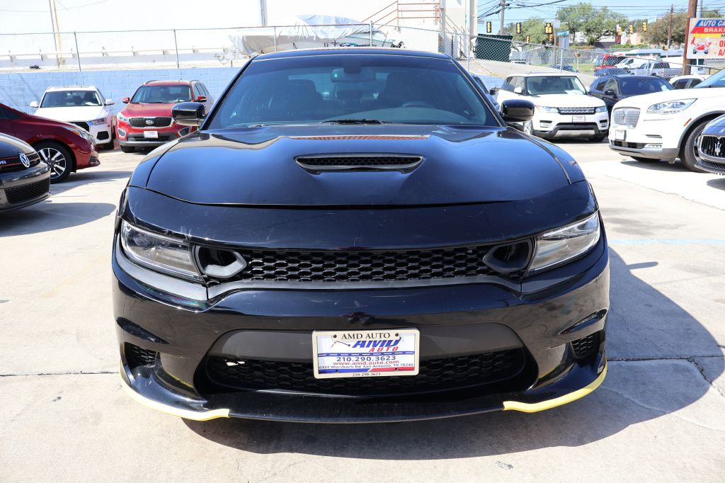2017 Dodge Charger Image 2