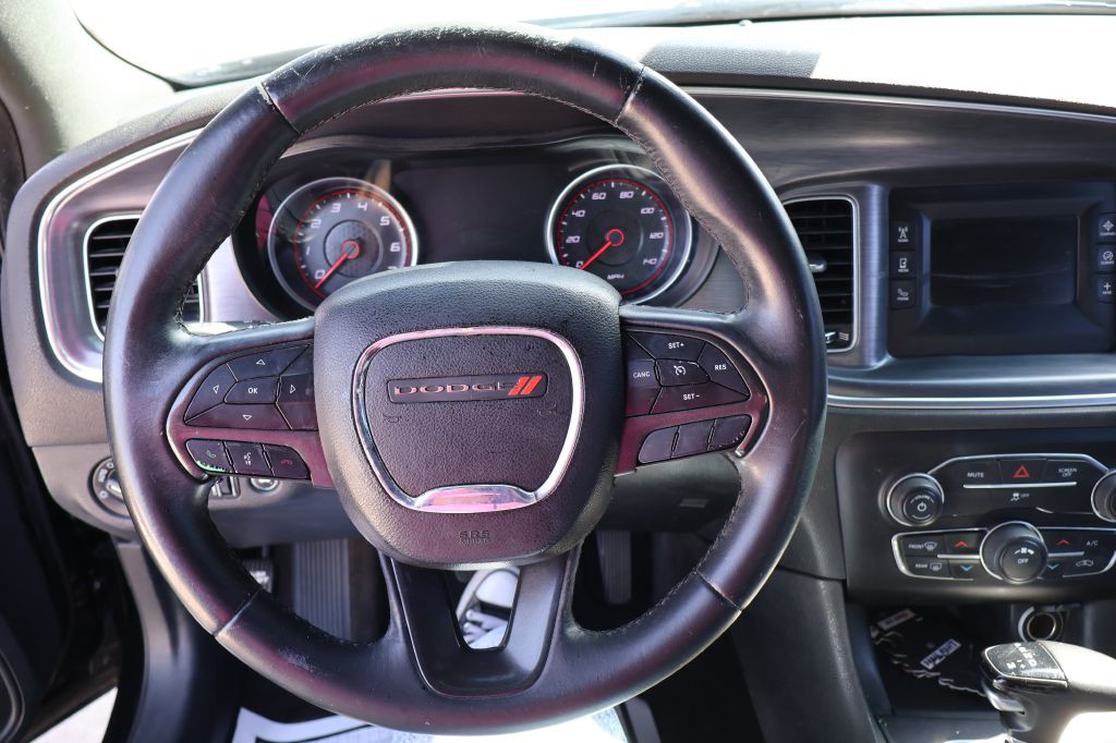 2017 Dodge Charger Image 24