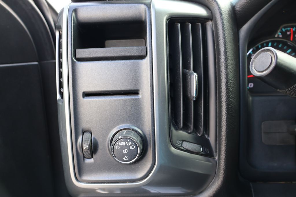 2018 Chevrolet Silverado 1500 Image 24