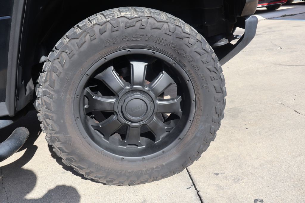 2006 HUMMER H2 Image 9