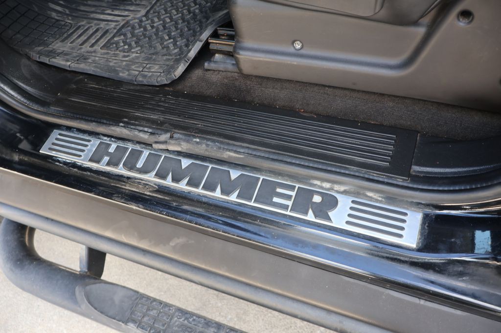 2006 HUMMER H2 Image 22