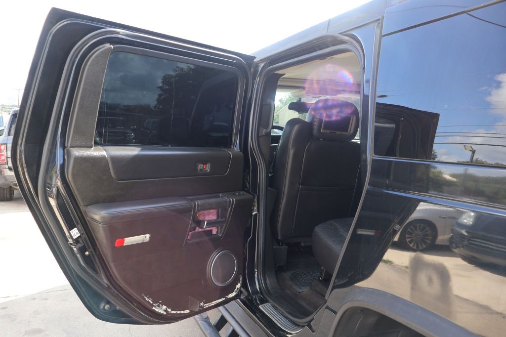 2006 HUMMER H2 Image 25