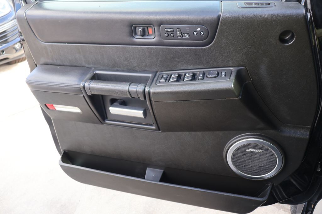 2006 HUMMER H2 Image 34