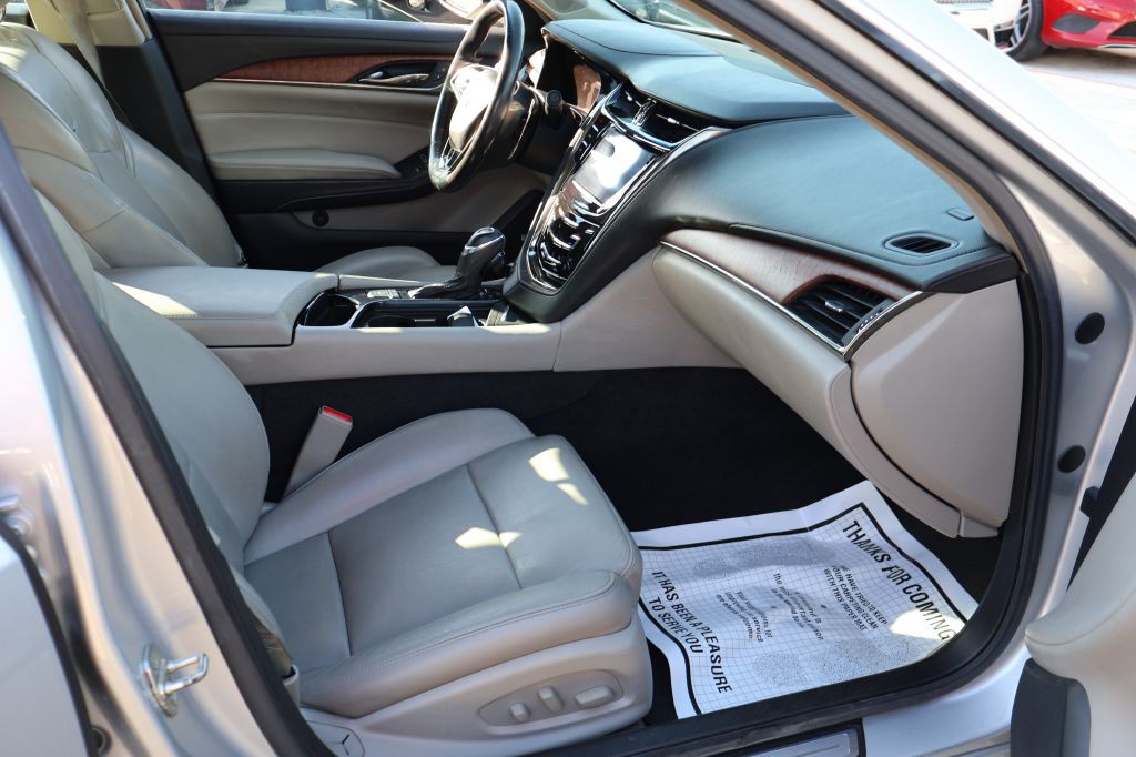 2016 Cadillac CTS Image 14