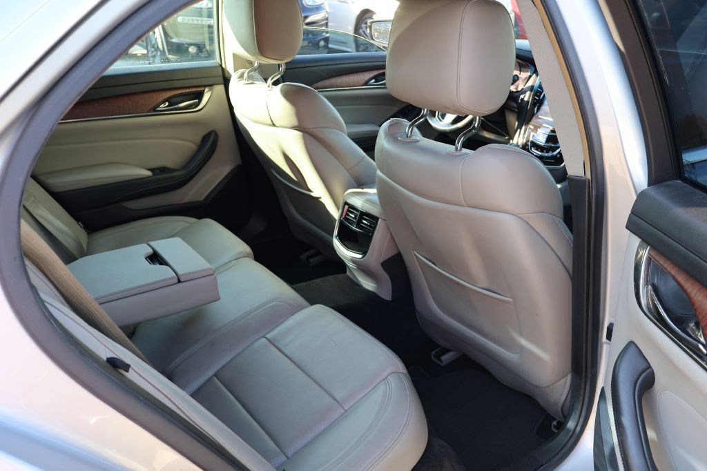 2016 Cadillac CTS Image 15