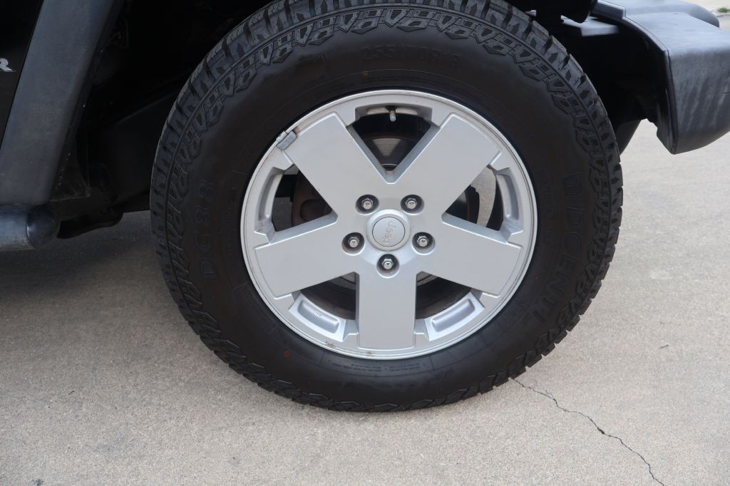 2014 Jeep Wrangler Unlimited Image 9