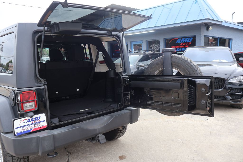 2014 Jeep Wrangler Unlimited Image 20