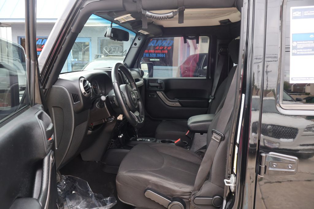 2014 Jeep Wrangler Unlimited Image 24