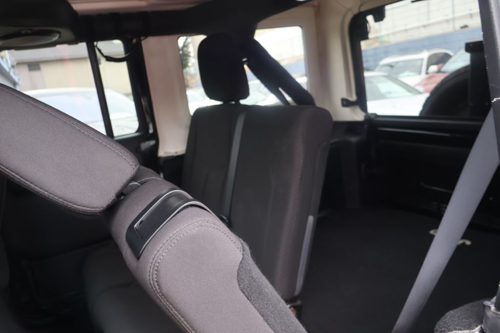 2014 Jeep Wrangler Unlimited Image 28