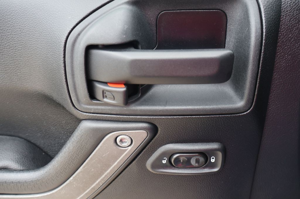 2014 Jeep Wrangler Unlimited Image 31