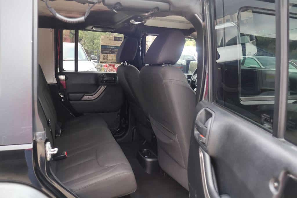 2014 Jeep Wrangler Unlimited Image 40
