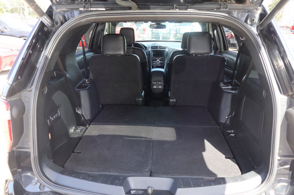 2018 Ford Explorer Image 11