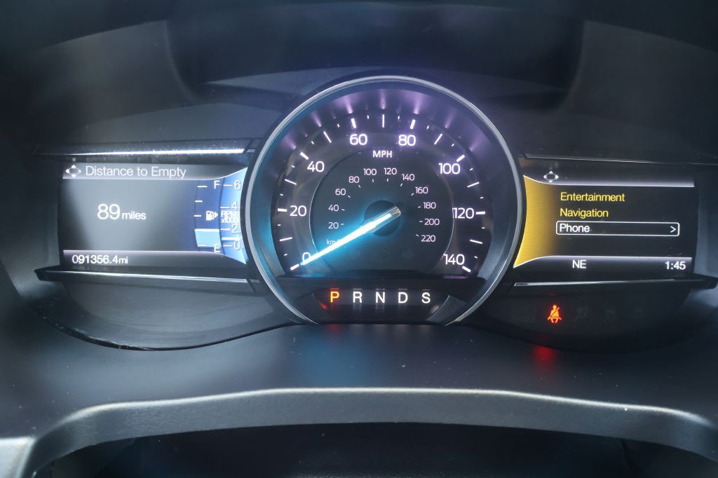 2018 Ford Explorer Image 17