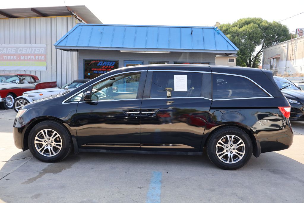 2013 Honda Odyssey Image 4