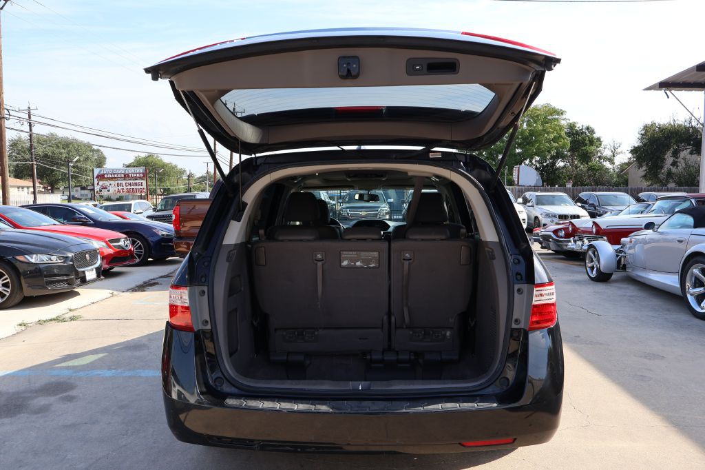 2013 Honda Odyssey Image 16