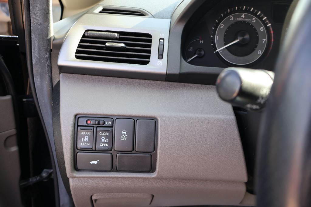 2013 Honda Odyssey Image 29