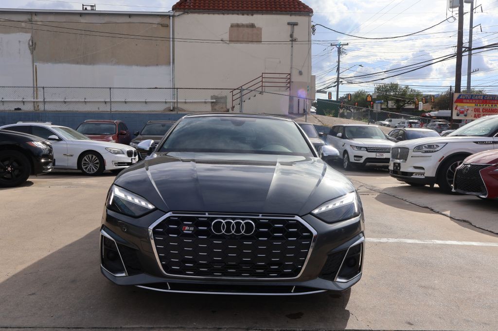 2022 Audi S5 Image 2