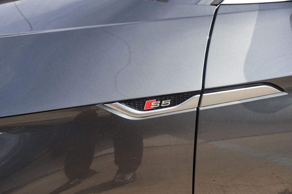 2022 Audi S5 Image 5