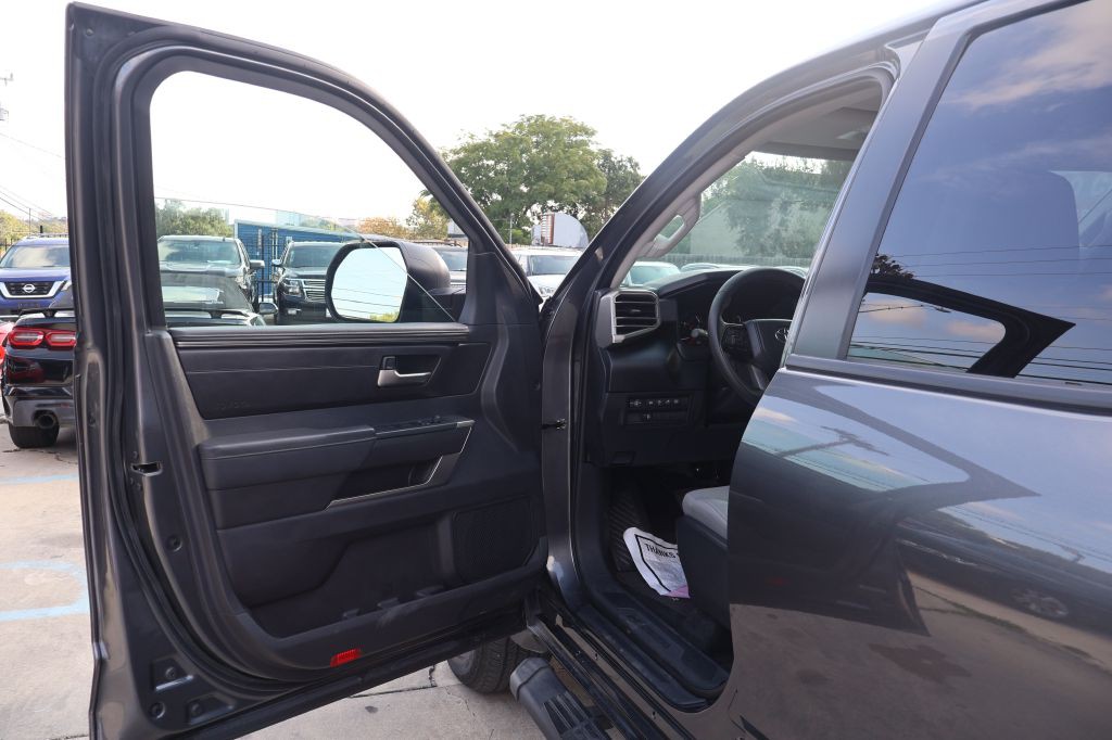 2024 Toyota Tundra Image 19