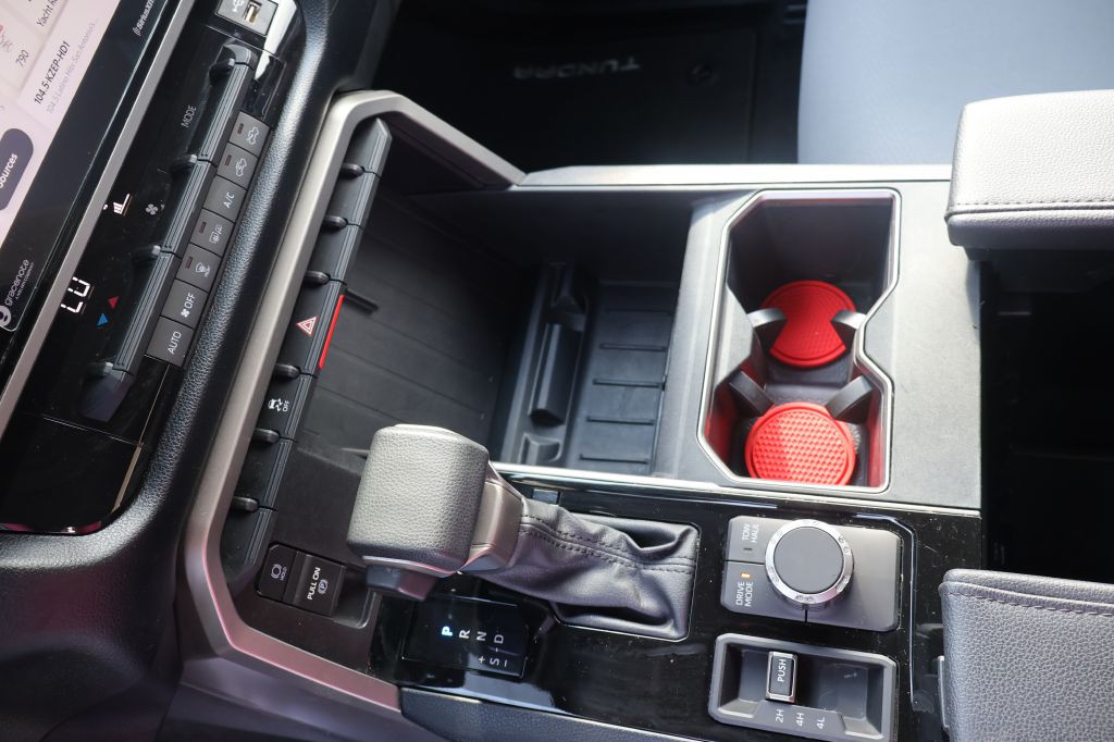 2024 Toyota Tundra Image 32