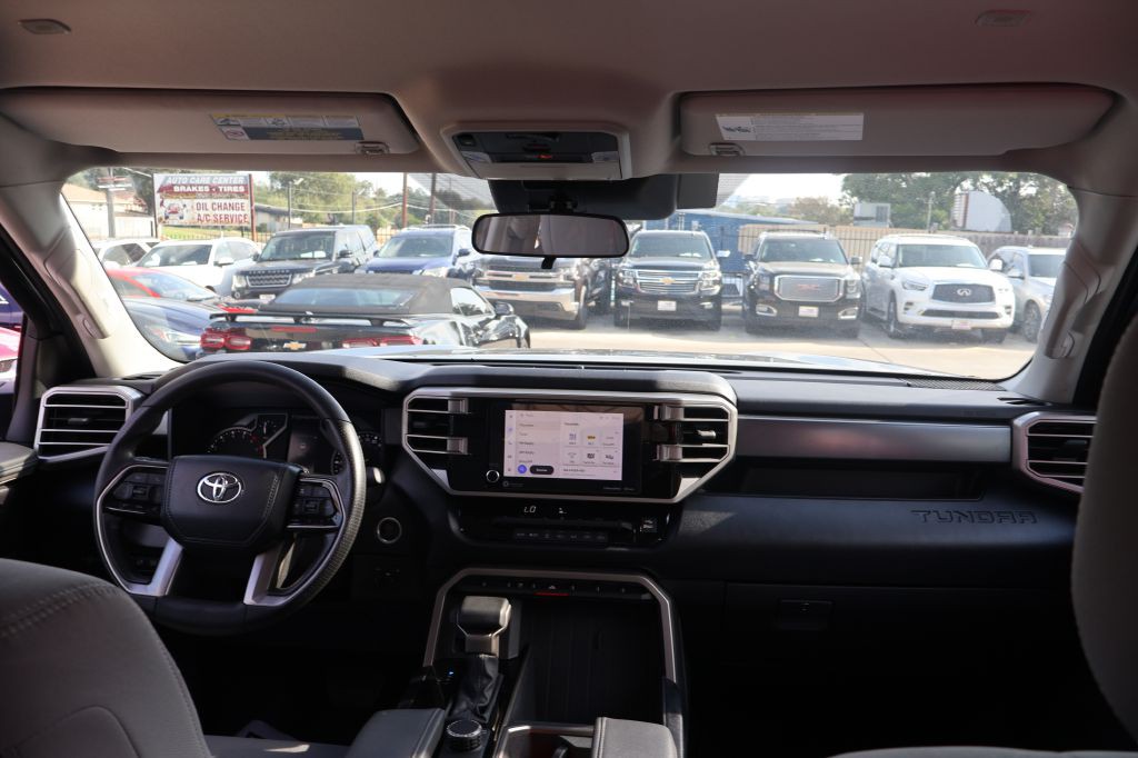 2024 Toyota Tundra Image 38