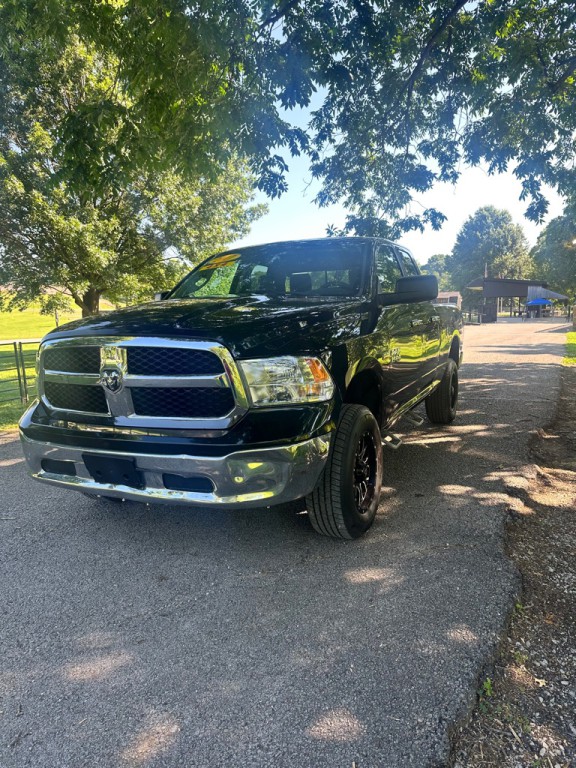 2017 RAM 1500 Image 3