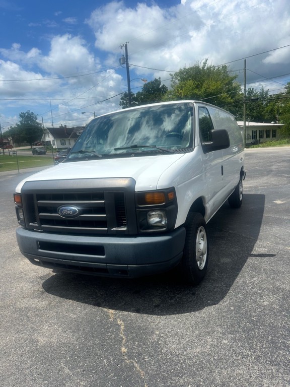 2014 Ford Econoline Image 3