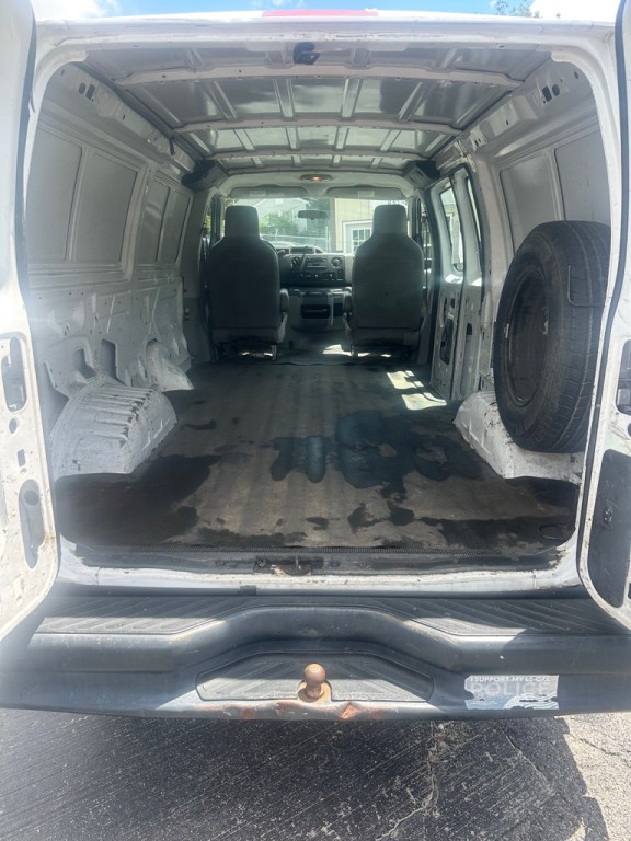 2014 Ford Econoline Image 14